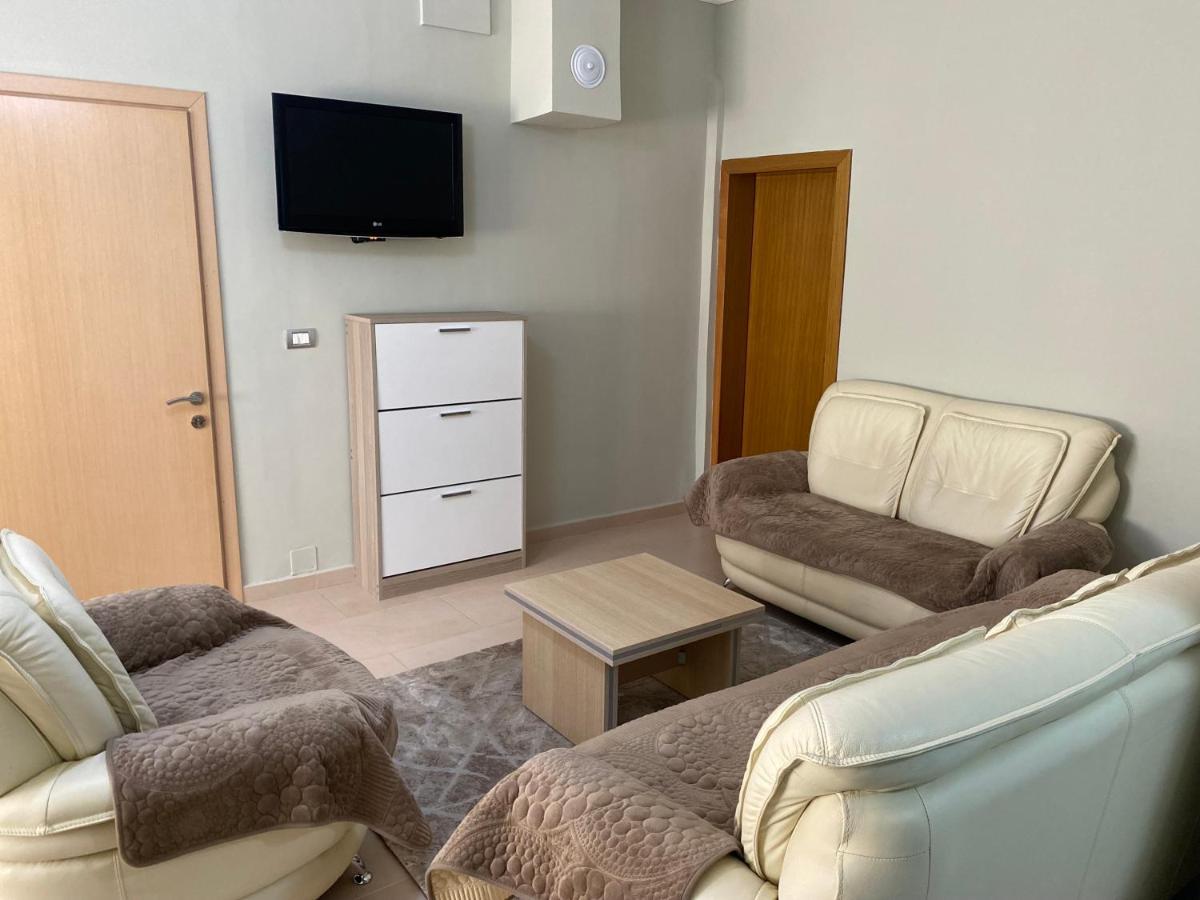 Cozy Guesthome Korce Eksteriør bilde